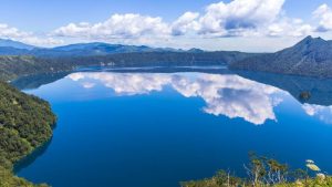 Berwisata Ke Cantiknya Danau Yang Ada Di Jepang